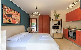 Aiolos Glyfada Super Lux Mini Apartment